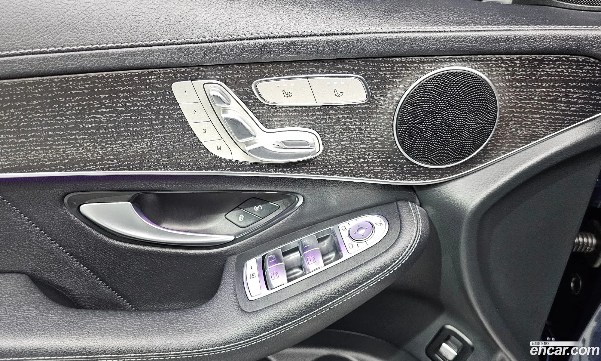 Mercedes-Benz GLC-Class X253 2023 — 19