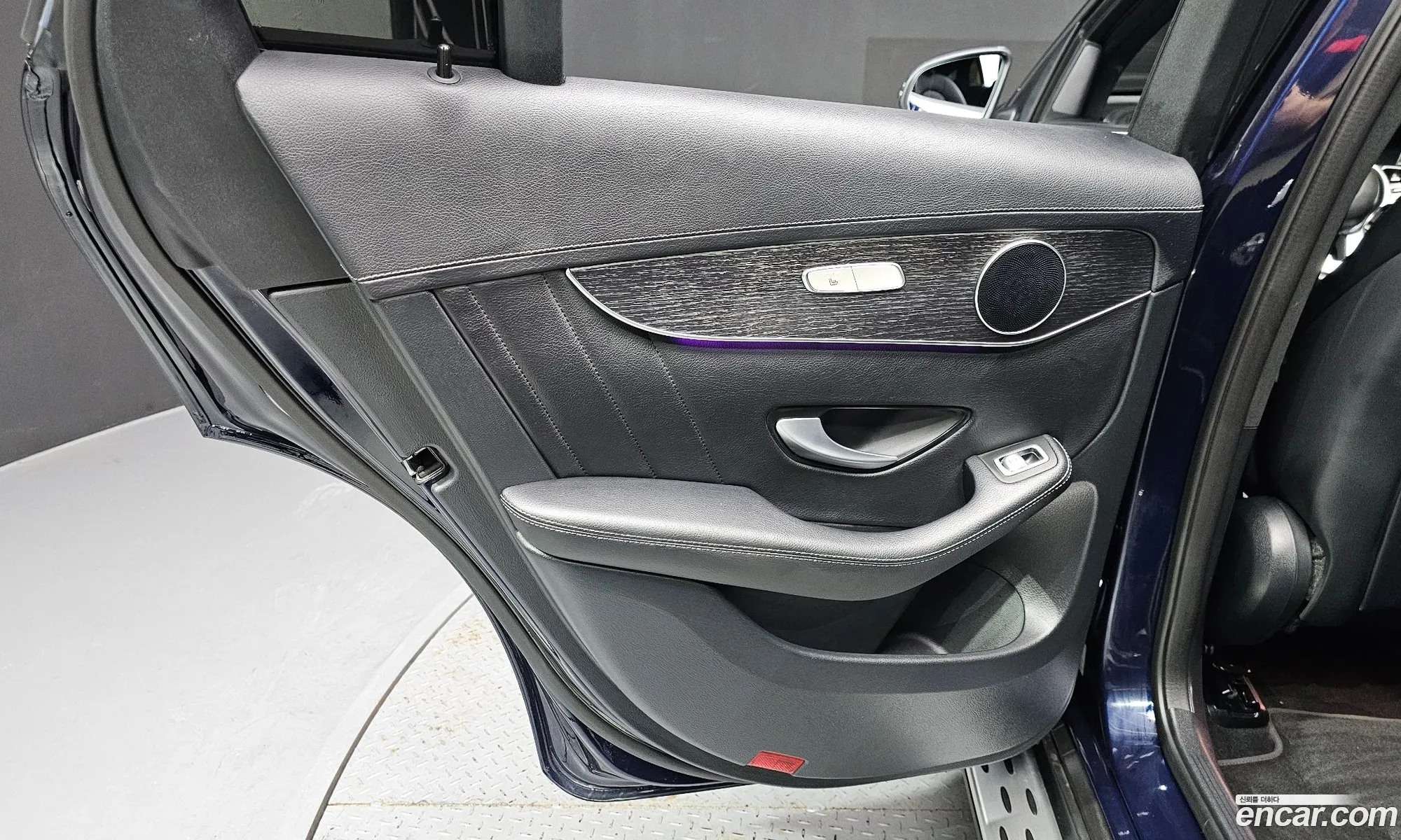 Mercedes-Benz GLC-Class X253 2023 — 10