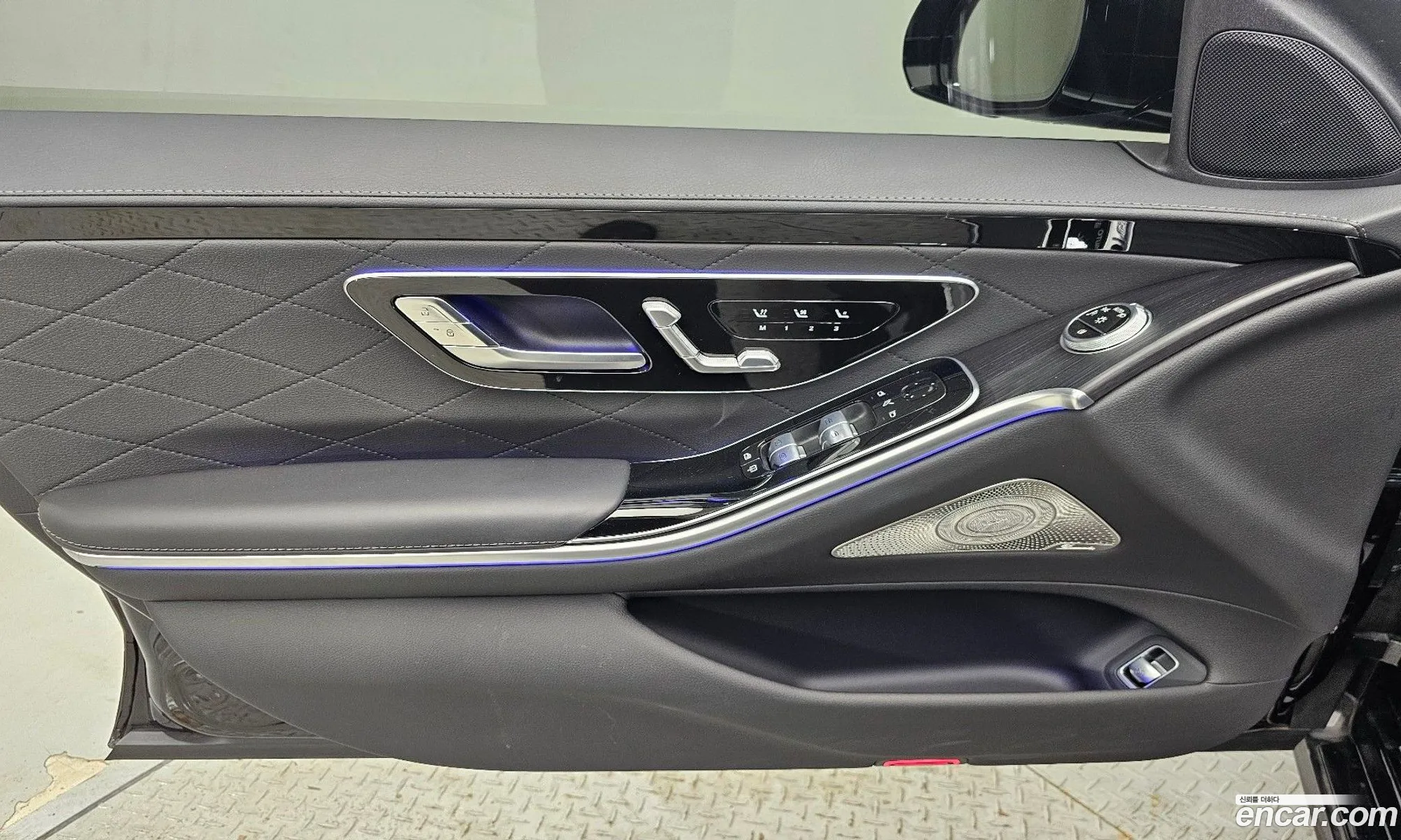 Mercedes-Benz S-Class W223 2025 — 2