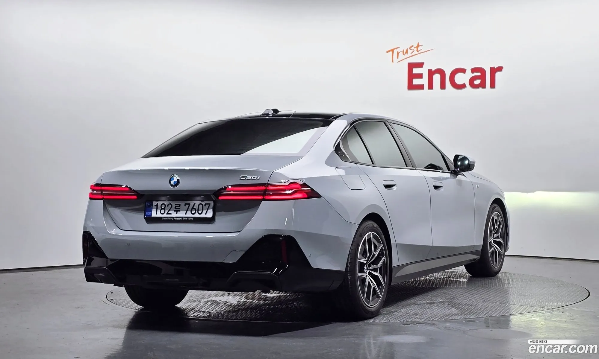 BMW 5 Series 2025 — 20