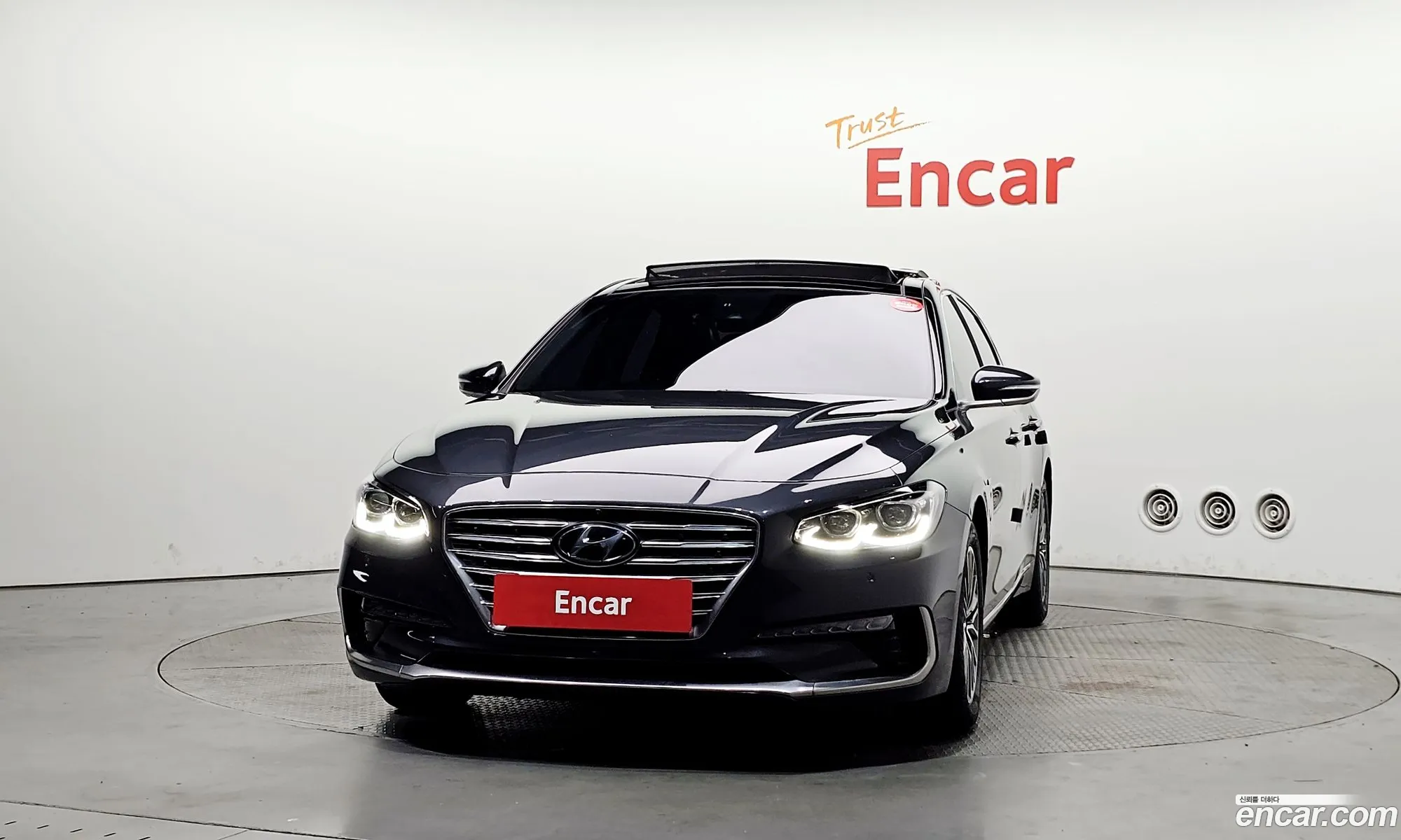 Hyundai Grandeur IG Hybrid 2017 — 2