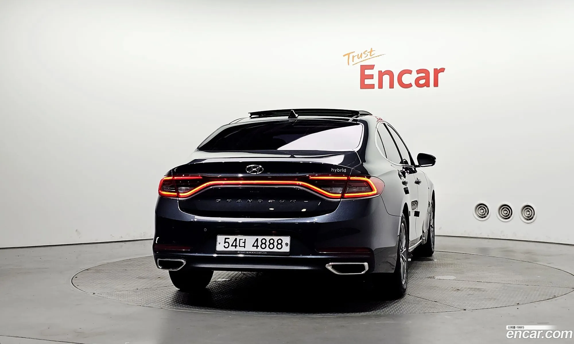 Hyundai Grandeur IG Hybrid 2017 — 3