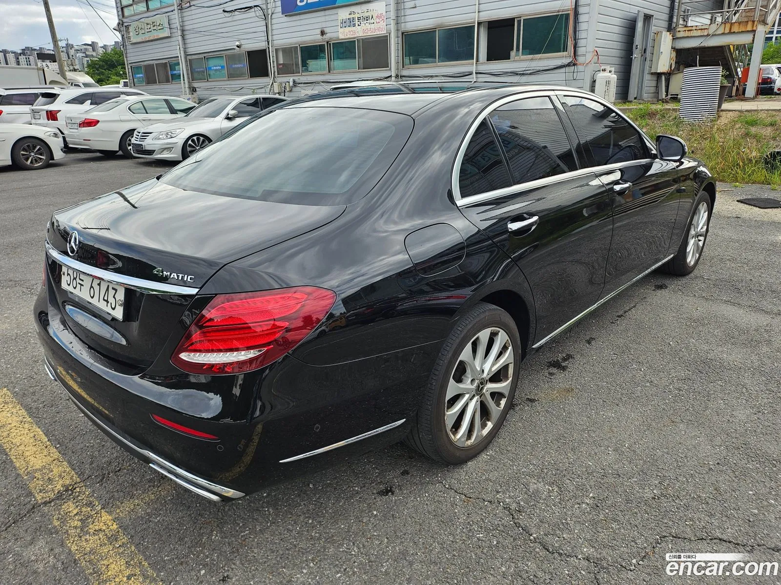 Mercedes-Benz E-Class W213 2017 — 12