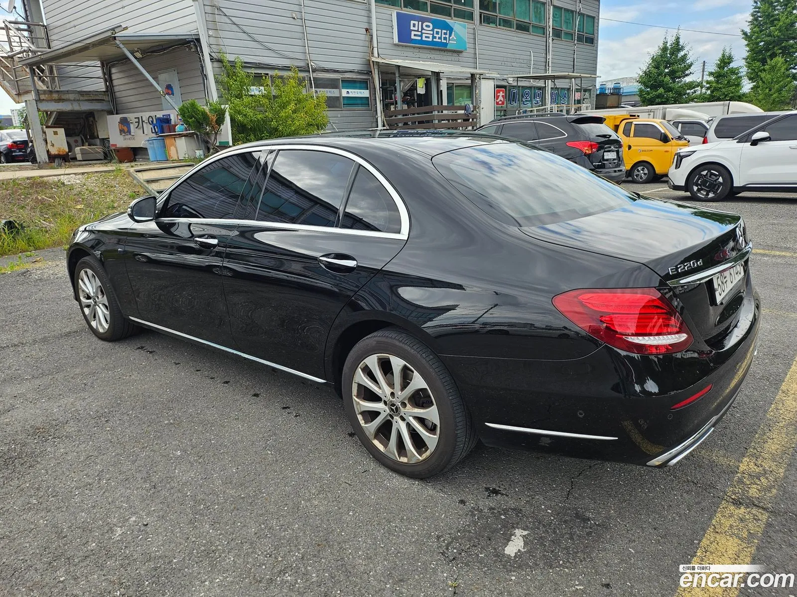 Mercedes-Benz E-Class W213 2017 — 9