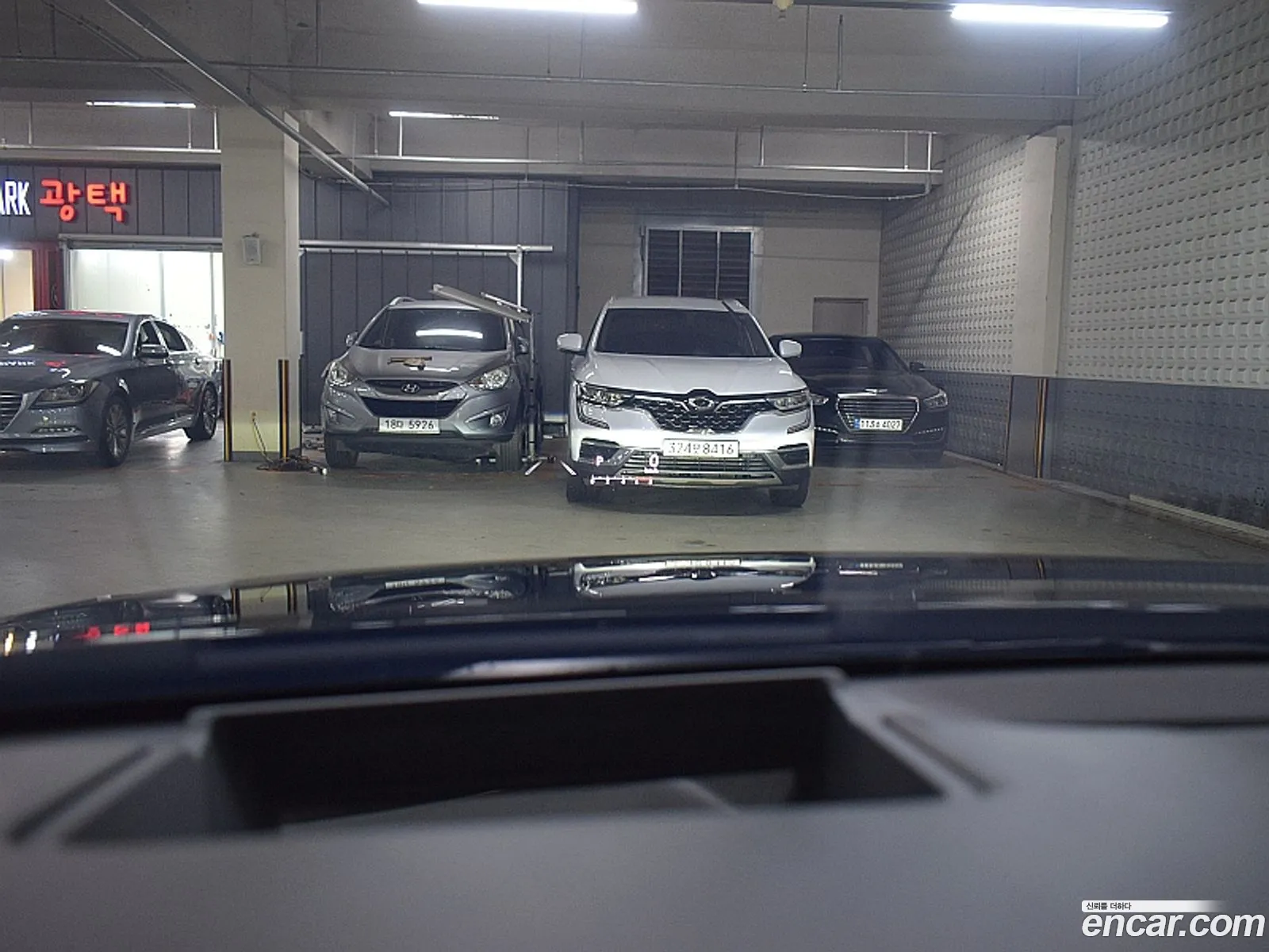 Lexus ES300h 7th Gen 2023 — 15