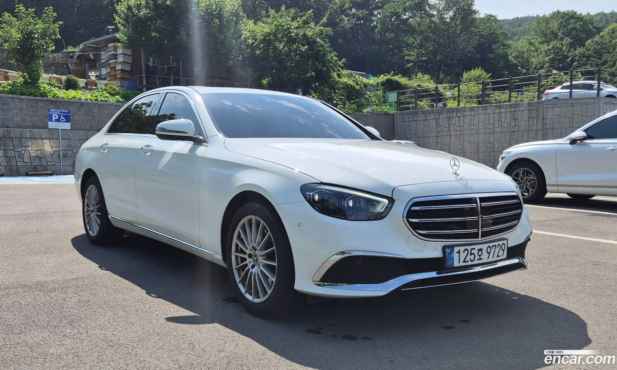 Mercedes-Benz E-Class W213 2023 — 14