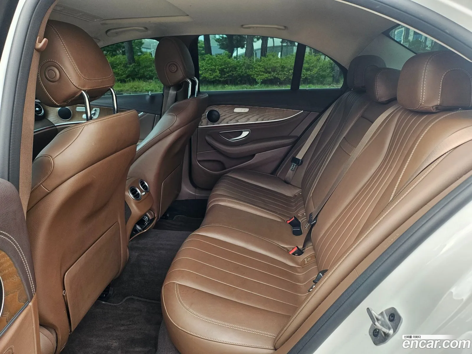 Mercedes-Benz E-Class W213 2019 — 10