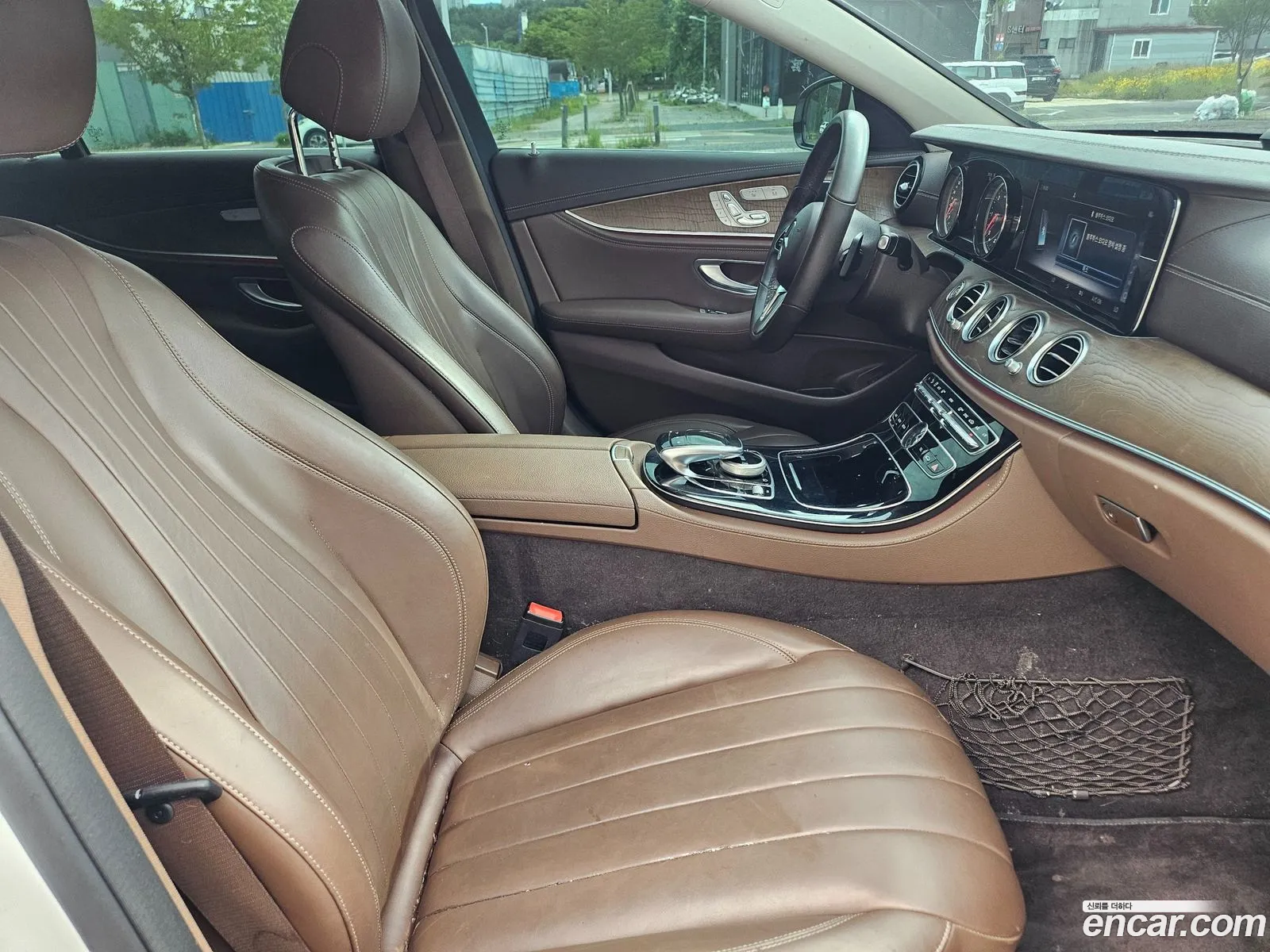 Mercedes-Benz E-Class W213 2019 — 12