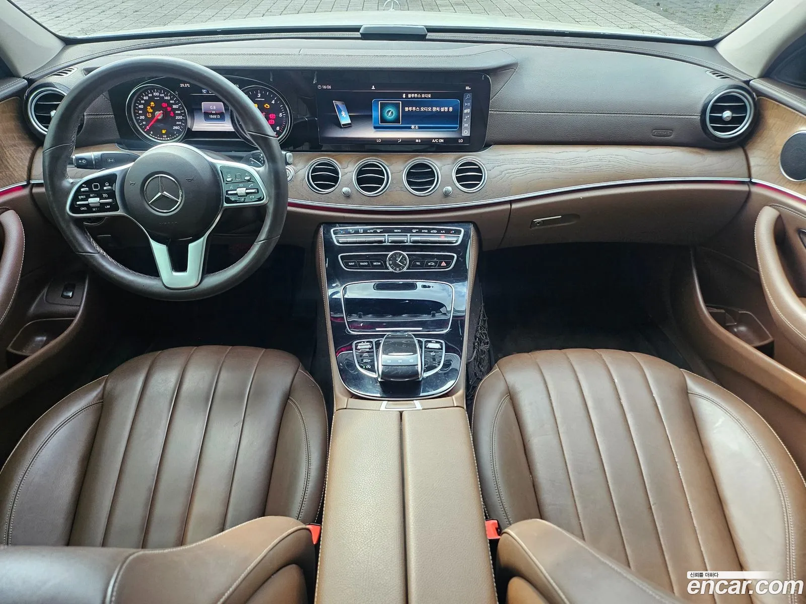 Mercedes-Benz E-Class W213 2019 — 19