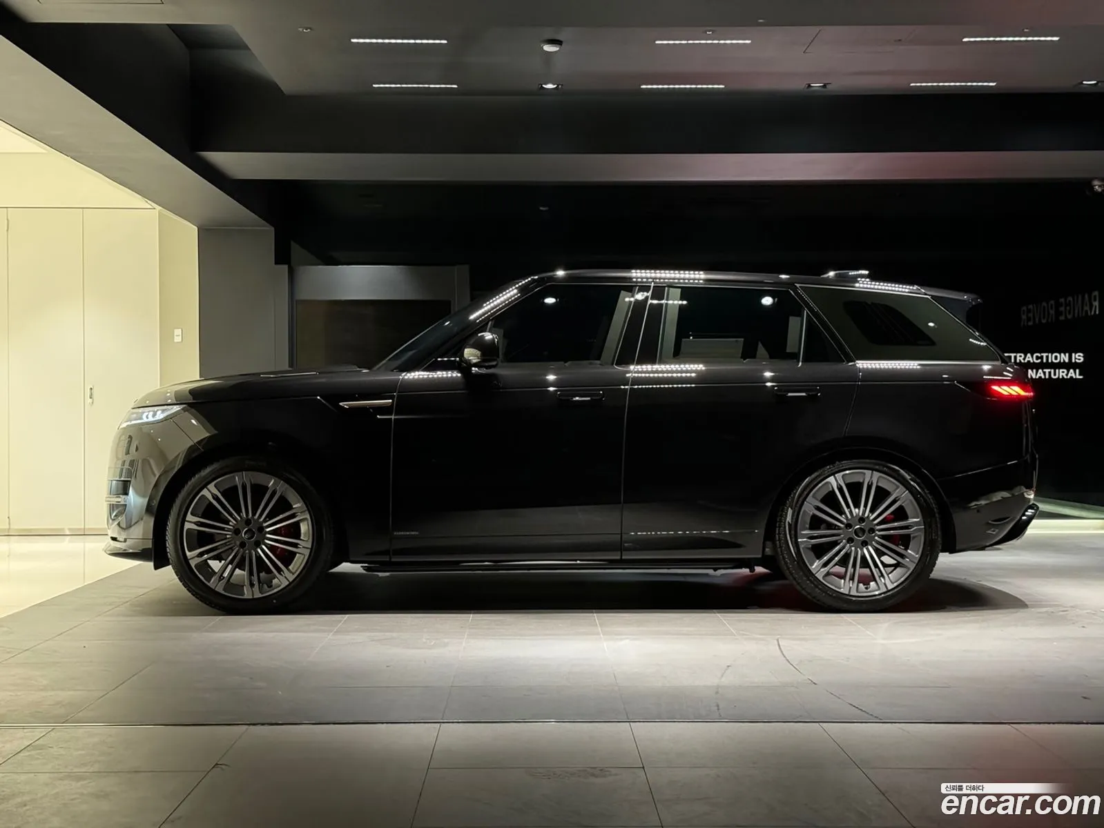 Land Rover Range Rover Sport 2024 — 8