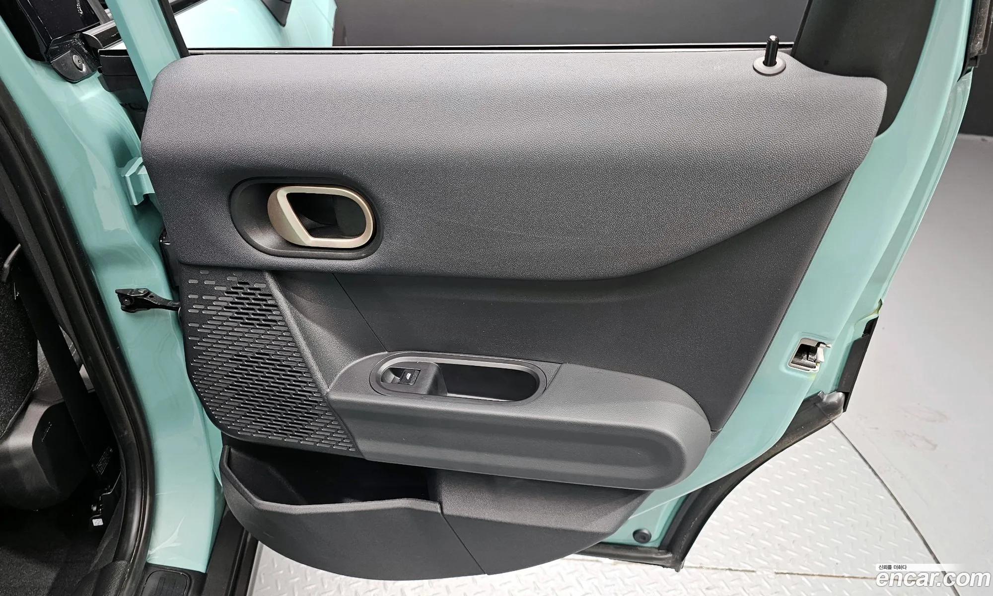 Mini Cooper C 2025 WMW61GD04S2X36065 — 28
