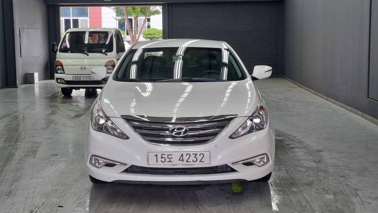 Hyundai Sonata the Brilliant 2013 — 2