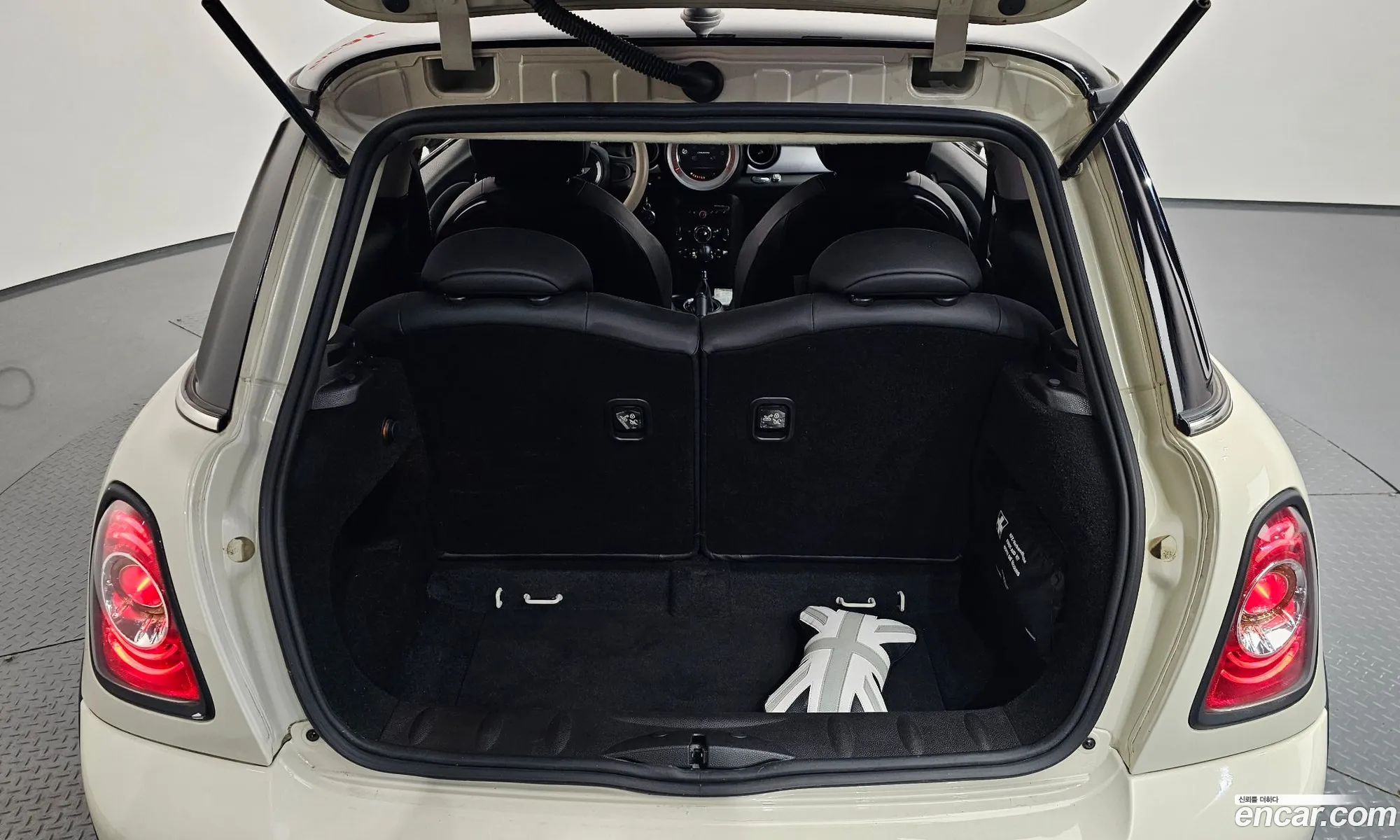 Mini Cooper 2012 WMWSU3109DT449403 — 12