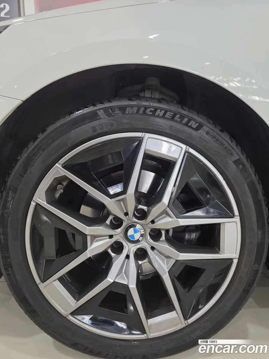 BMW 5 Series 2024 — 10