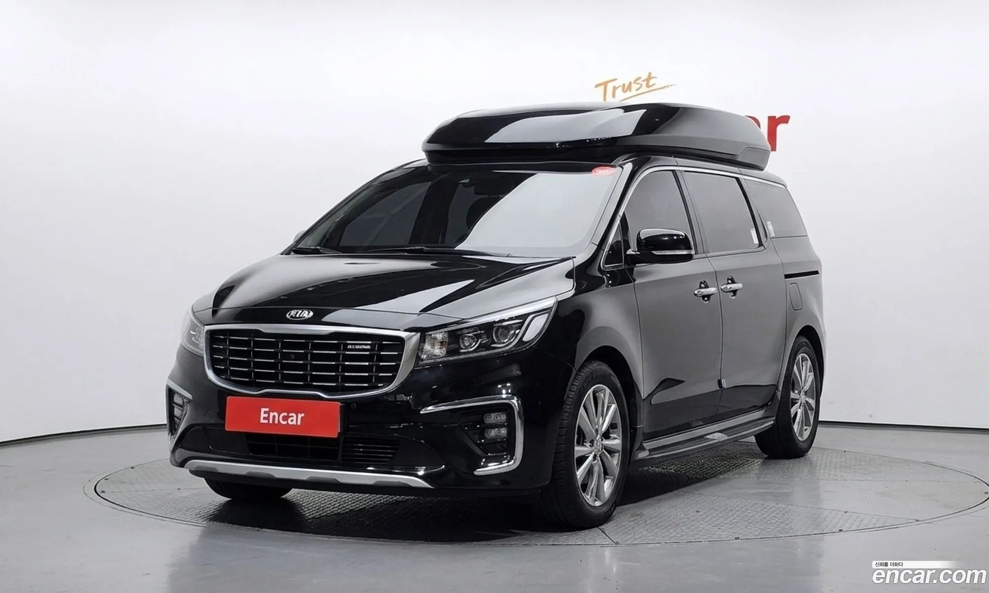 Kia Carnival 2019 KNAME81ABLS636192 — 4
