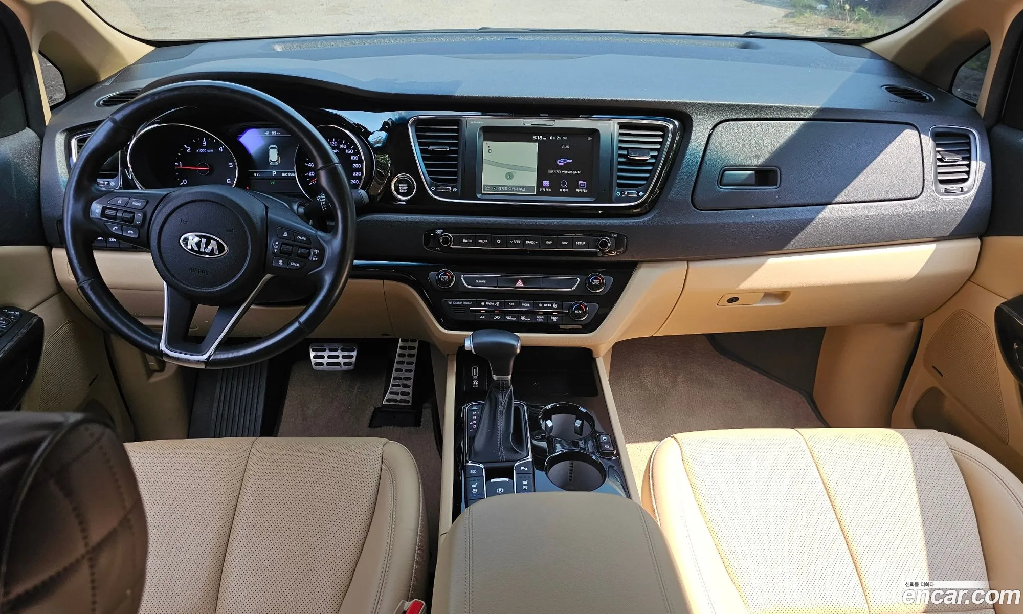 Kia Carnival 2019 KNAME81ABLS636192 — 2