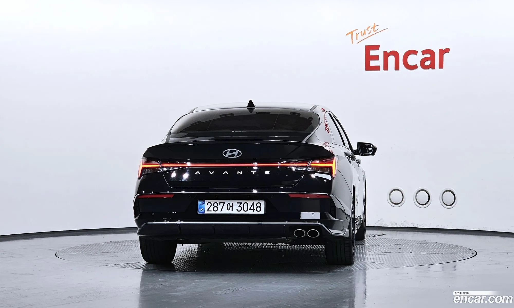 Hyundai Elantra 2025 — 2