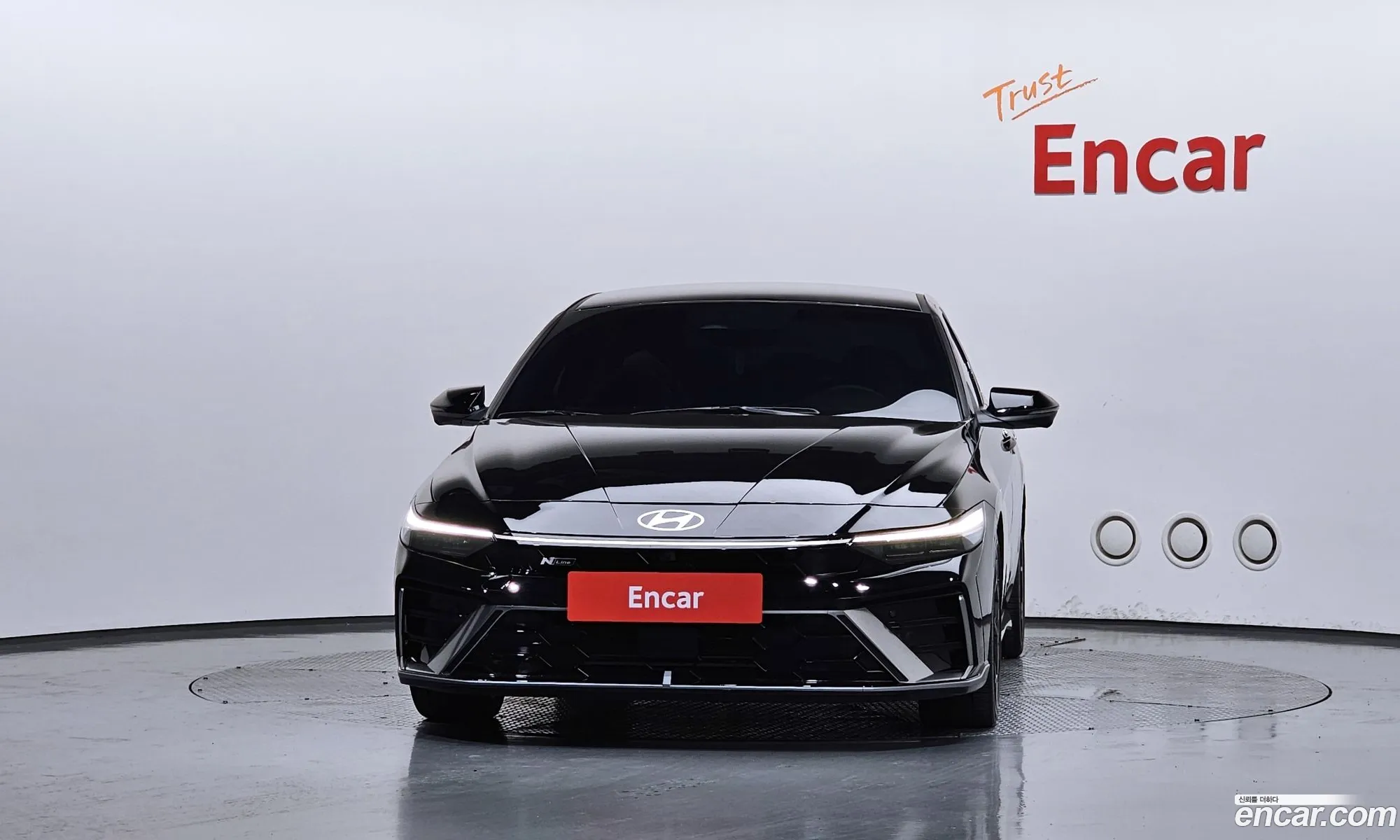 Hyundai Elantra 2025 — 3