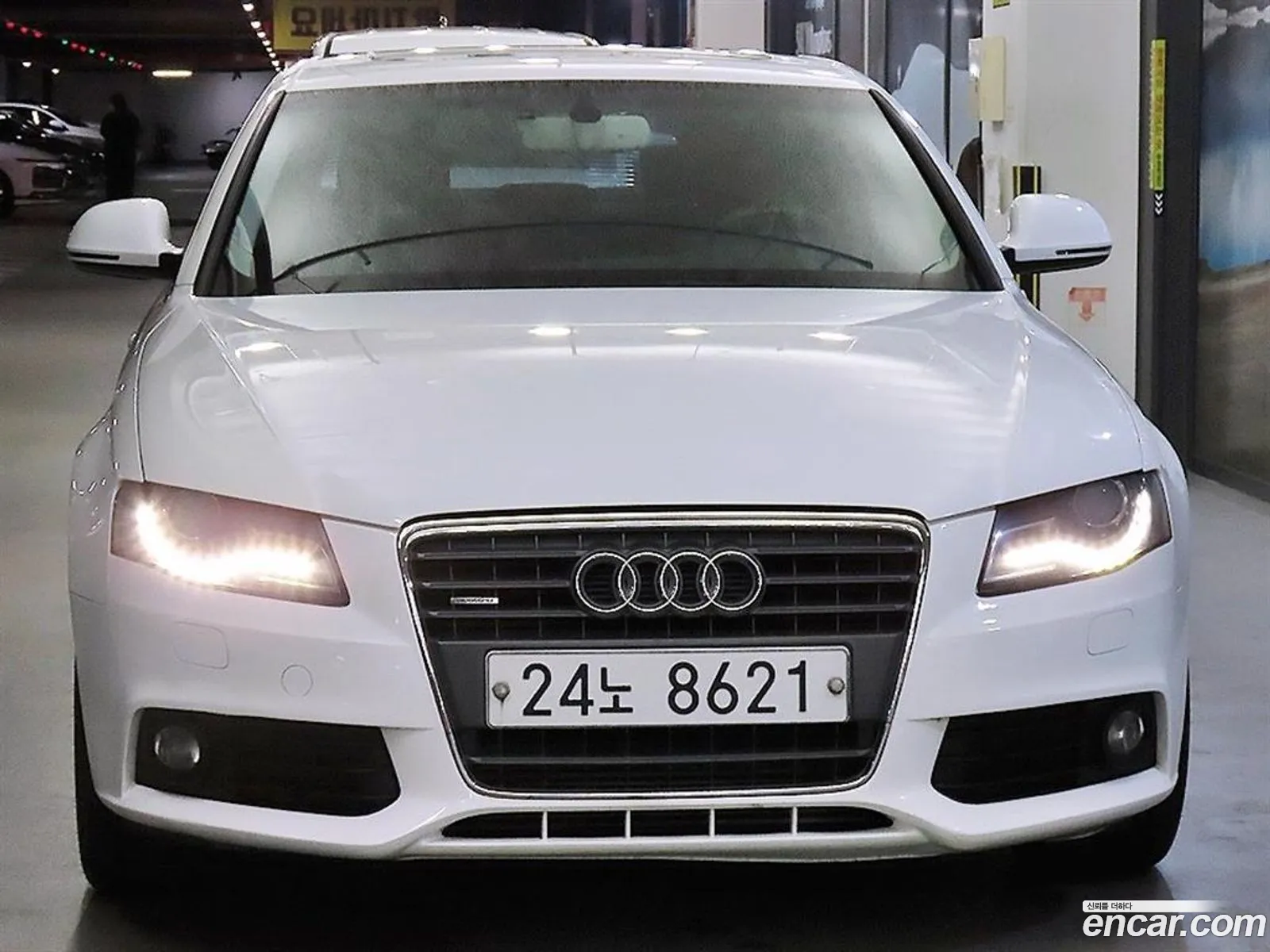 Audi A4 2009 — 12