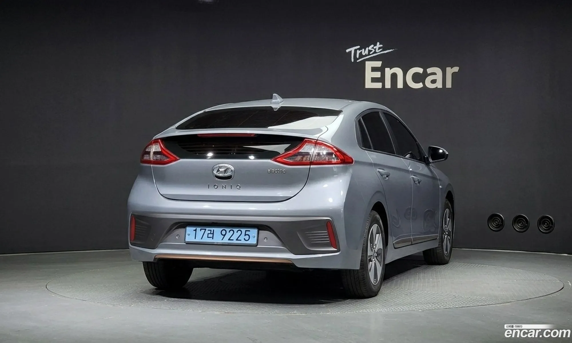 Hyundai Ioniq Electric 2018 — 2