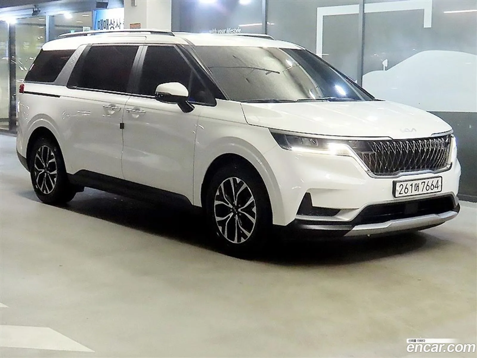 Kia Carnival 2022 — 4