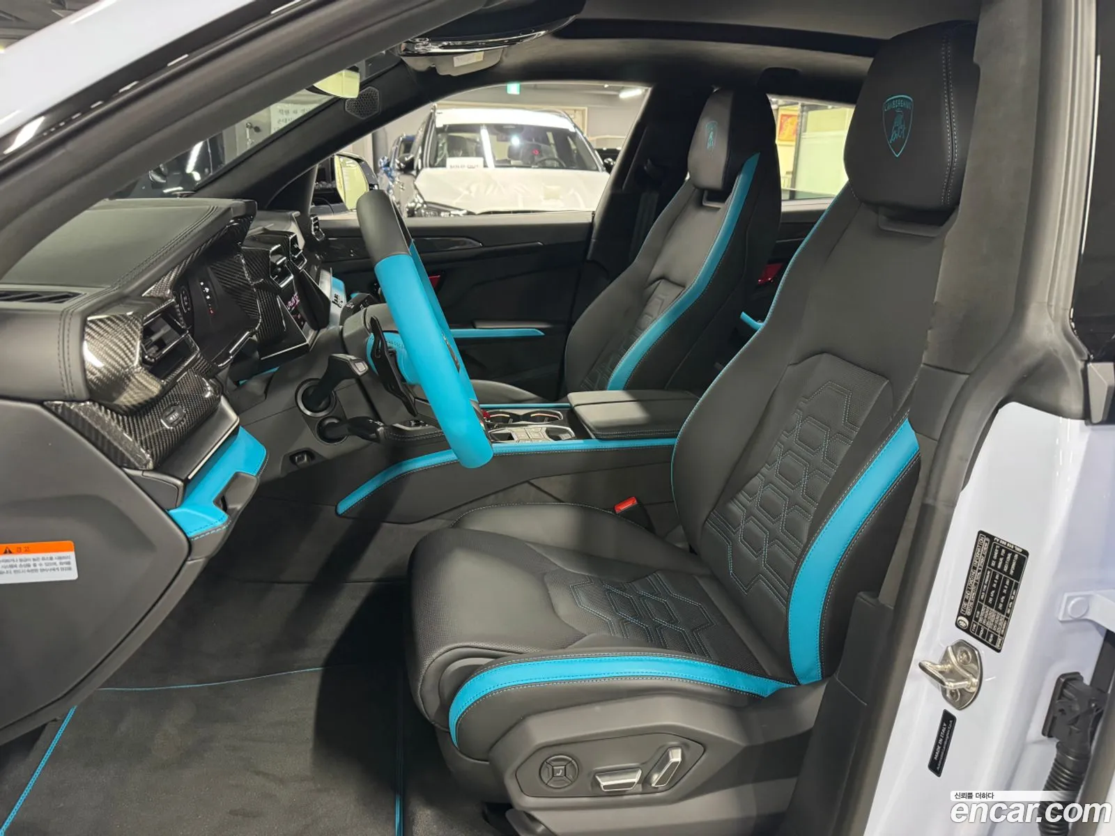 Lamborghini Urus 2025 — 12