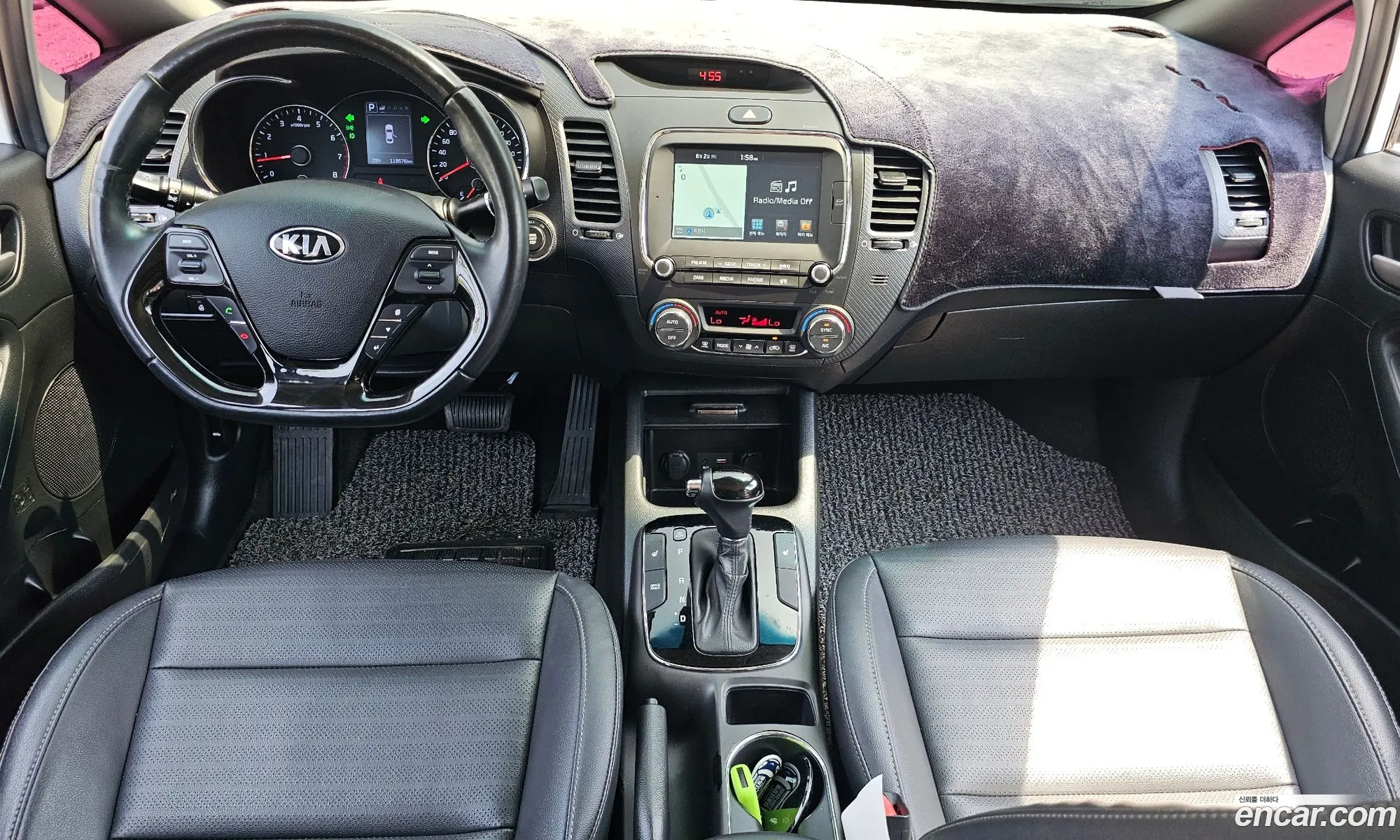 Kia K3 2016 — 2