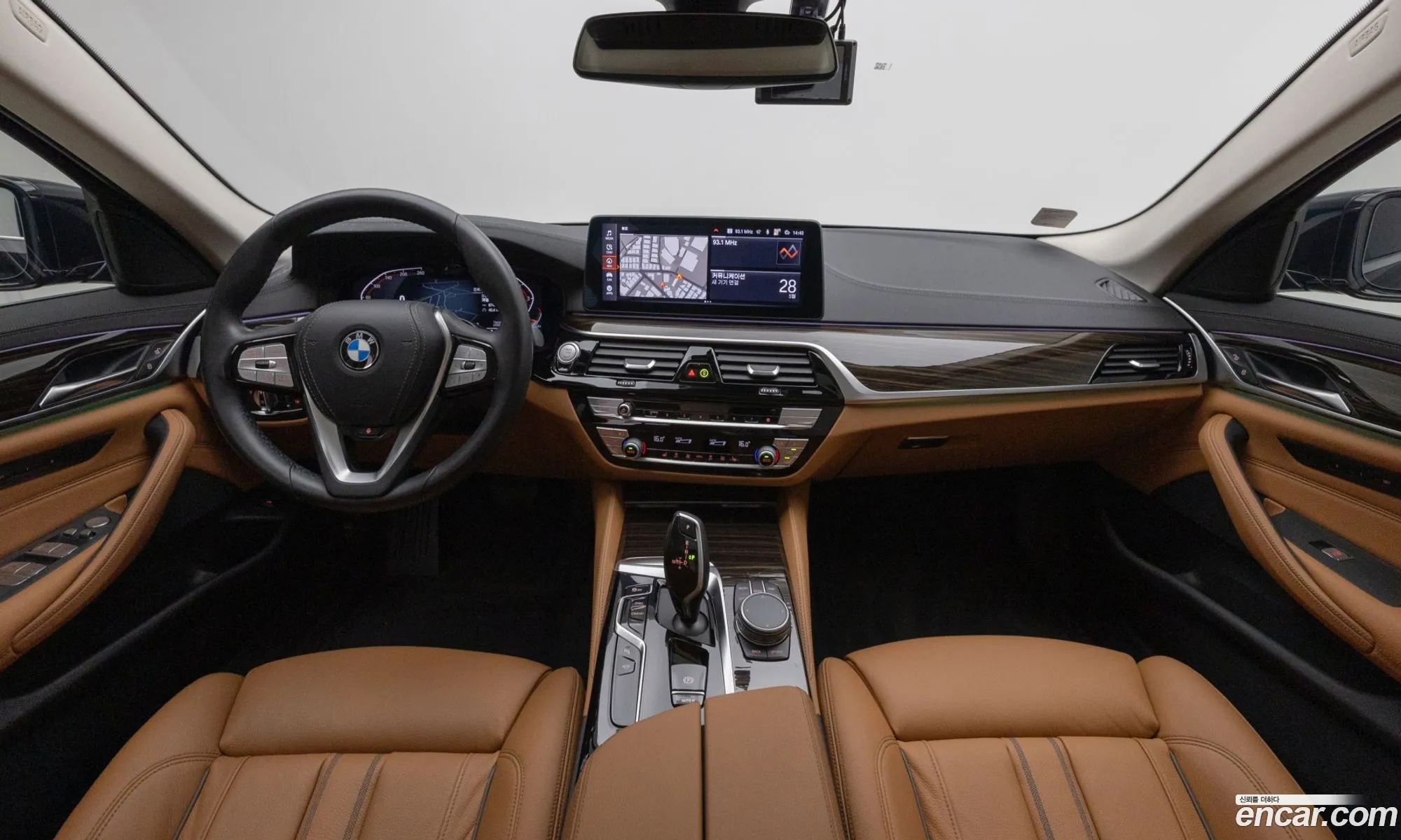 BMW 5 Series 2021 — 17
