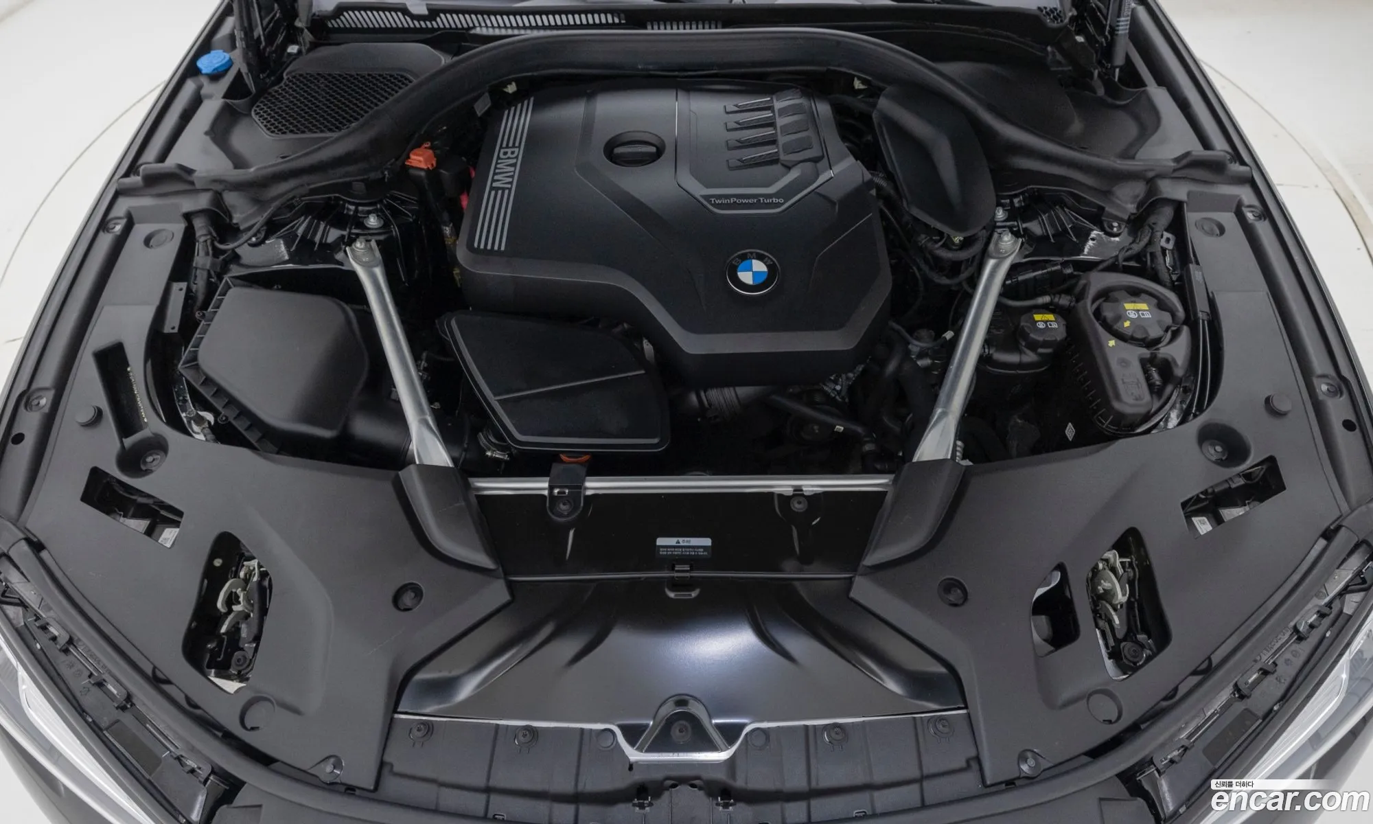 BMW 5 Series 2021 — 14