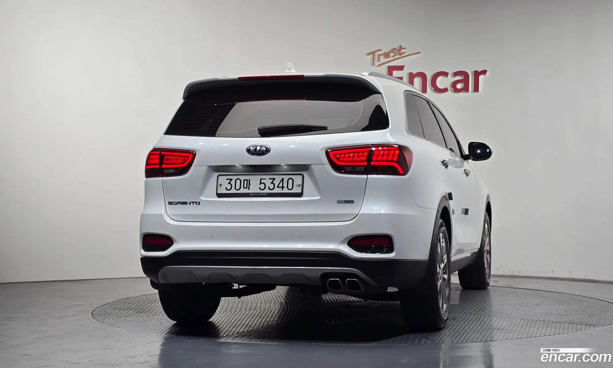 Kia Sorento 2018 KNAPH81BBJA459543 — 4