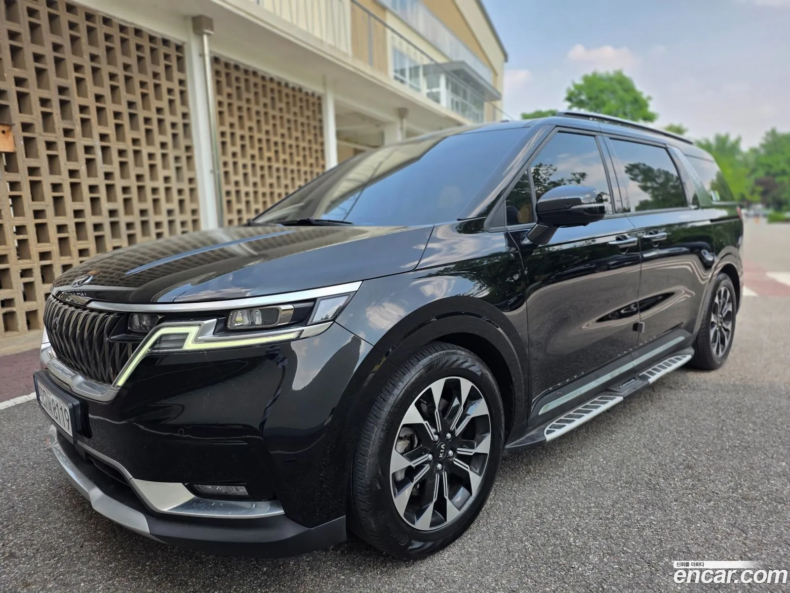 Kia Carnival 2021 — 4