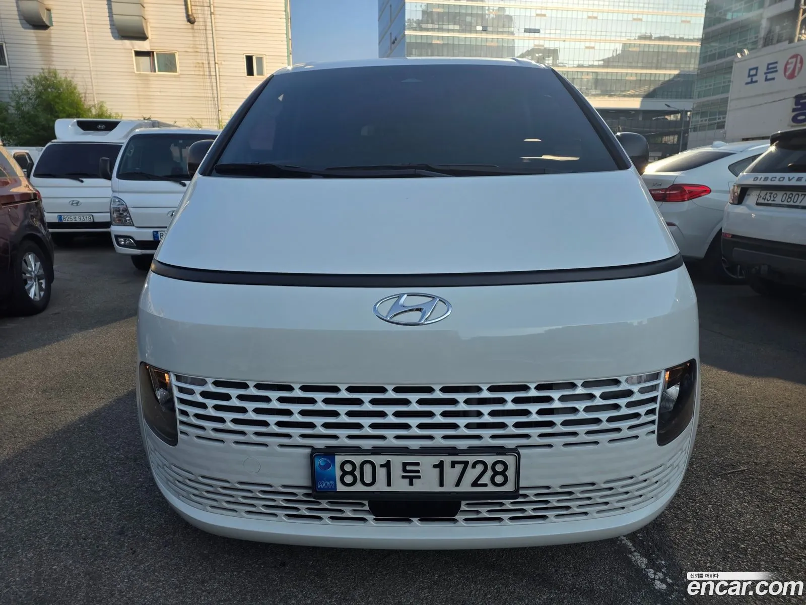 Hyundai Staria 2022 — 4