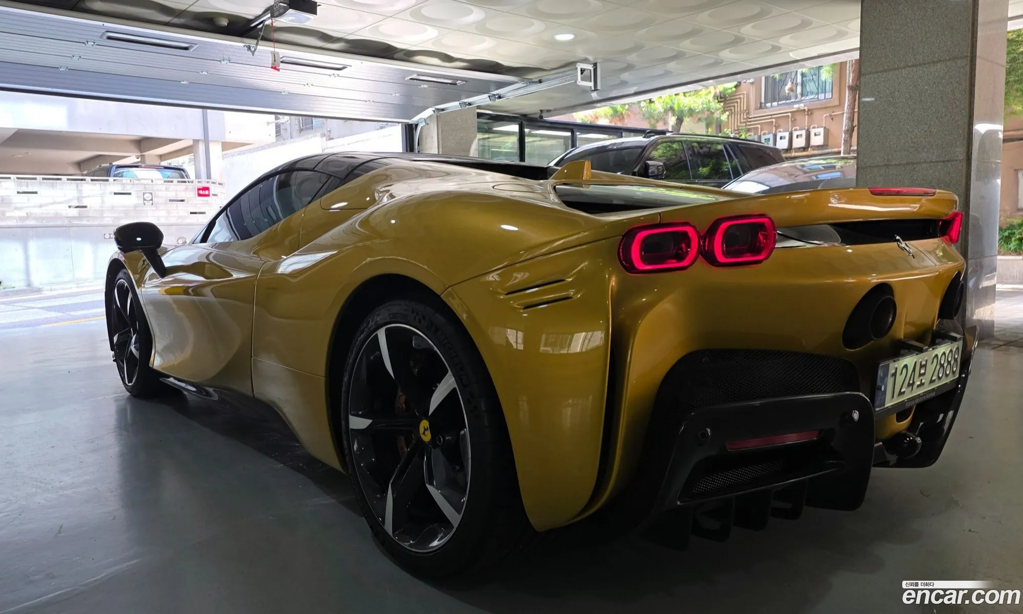 Ferrari SF90 Spider 2022 — 6