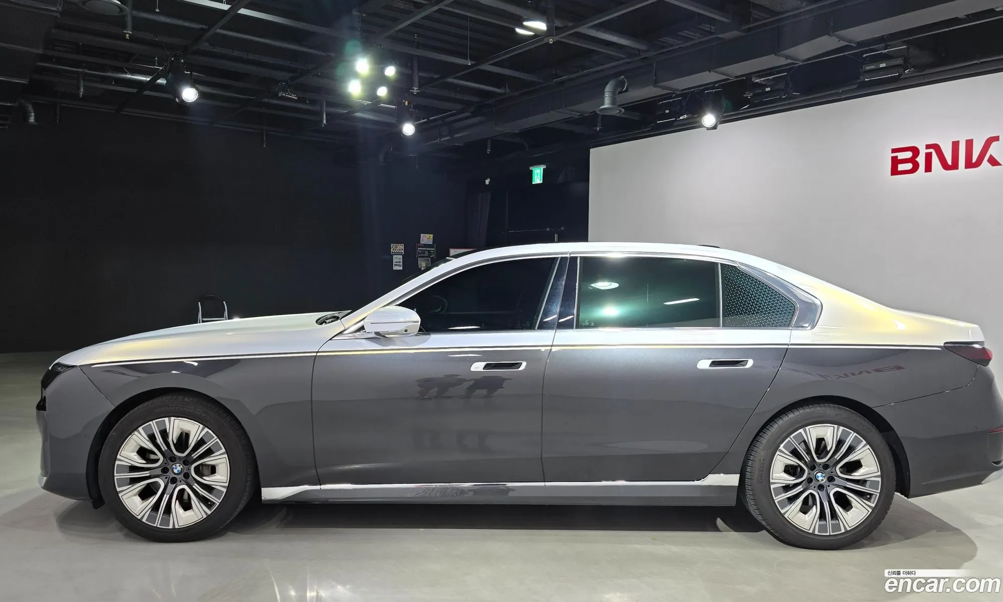 BMW 7 Series 2023 — 18