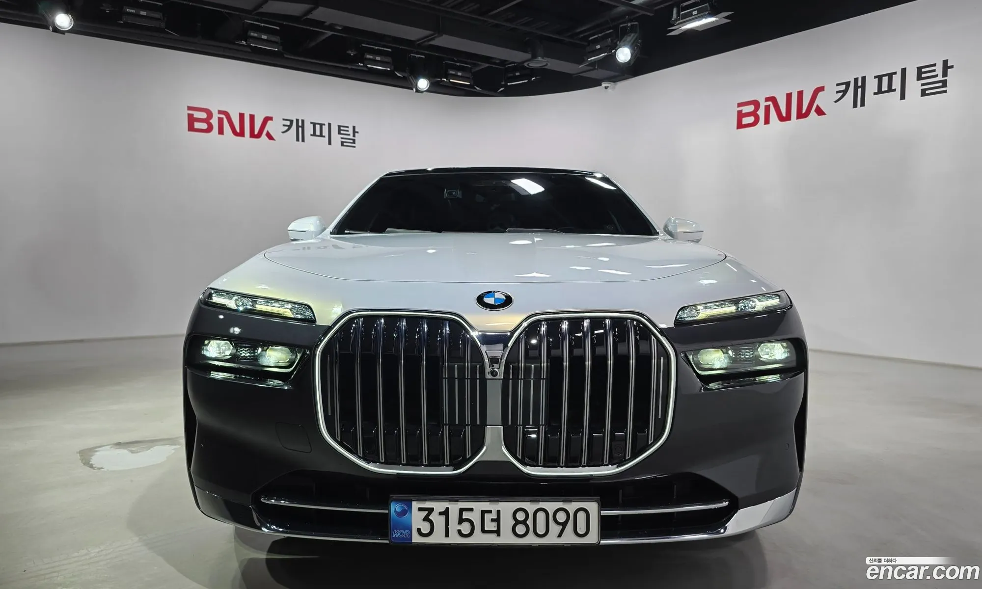 BMW 7 Series 2023 — 16
