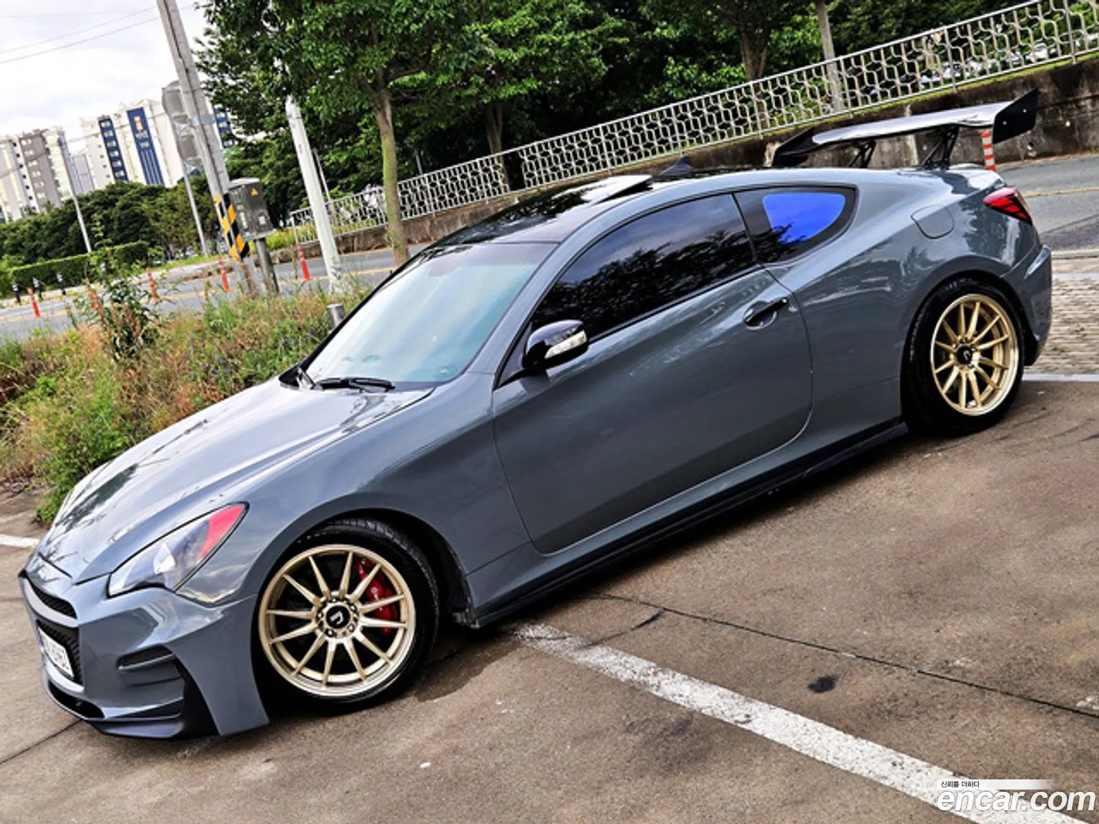 Hyundai Genesis Coupe 2010 — 3