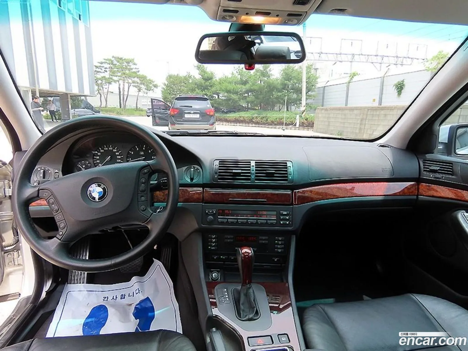 BMW 5 Series 2002 — 11