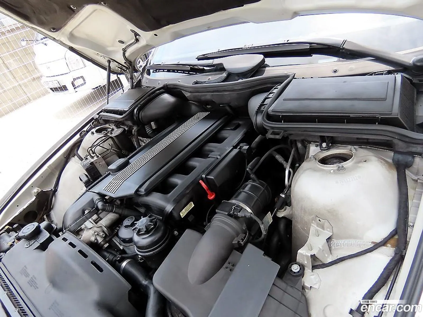 BMW 5 Series 2002 — 13