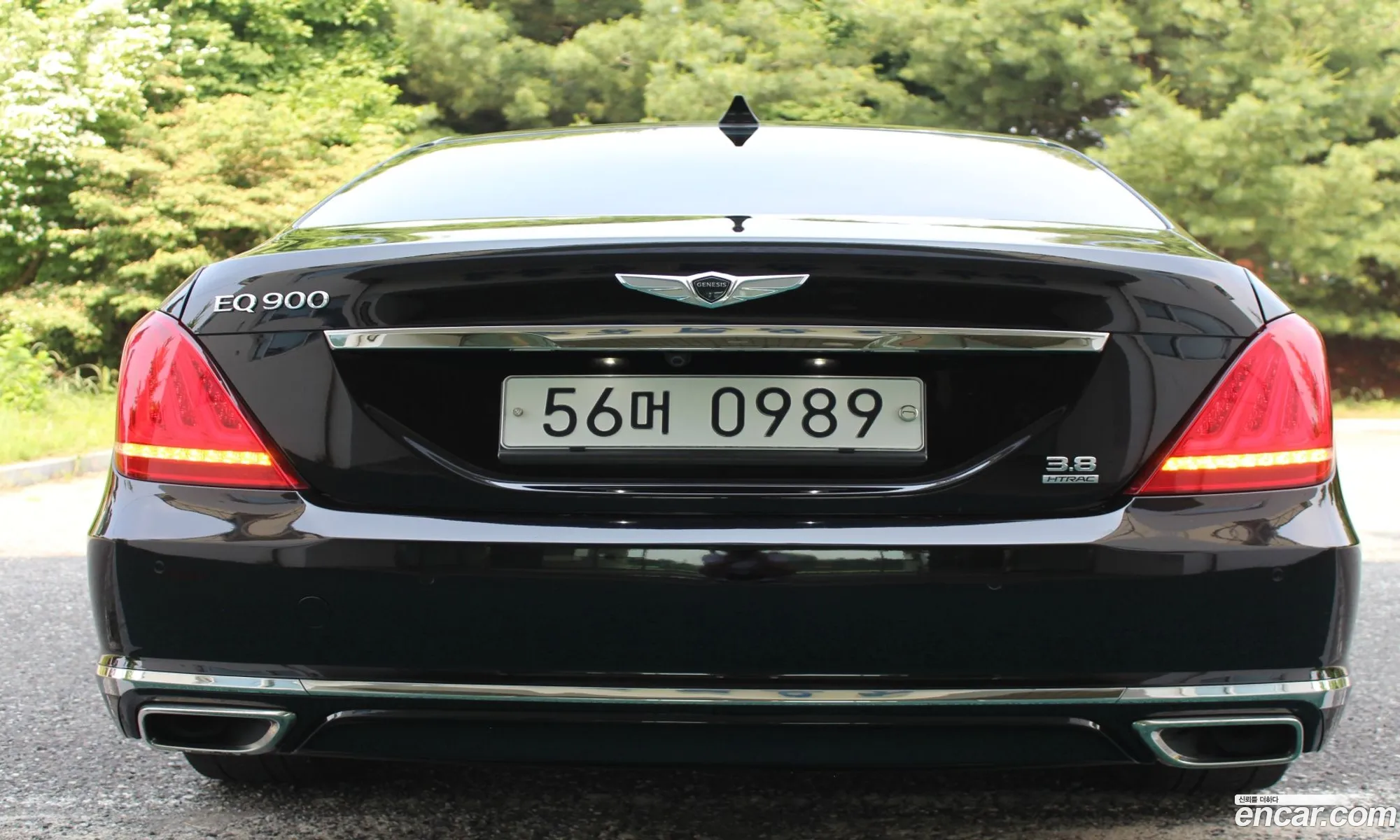 Genesis EQ900 2016 — 2