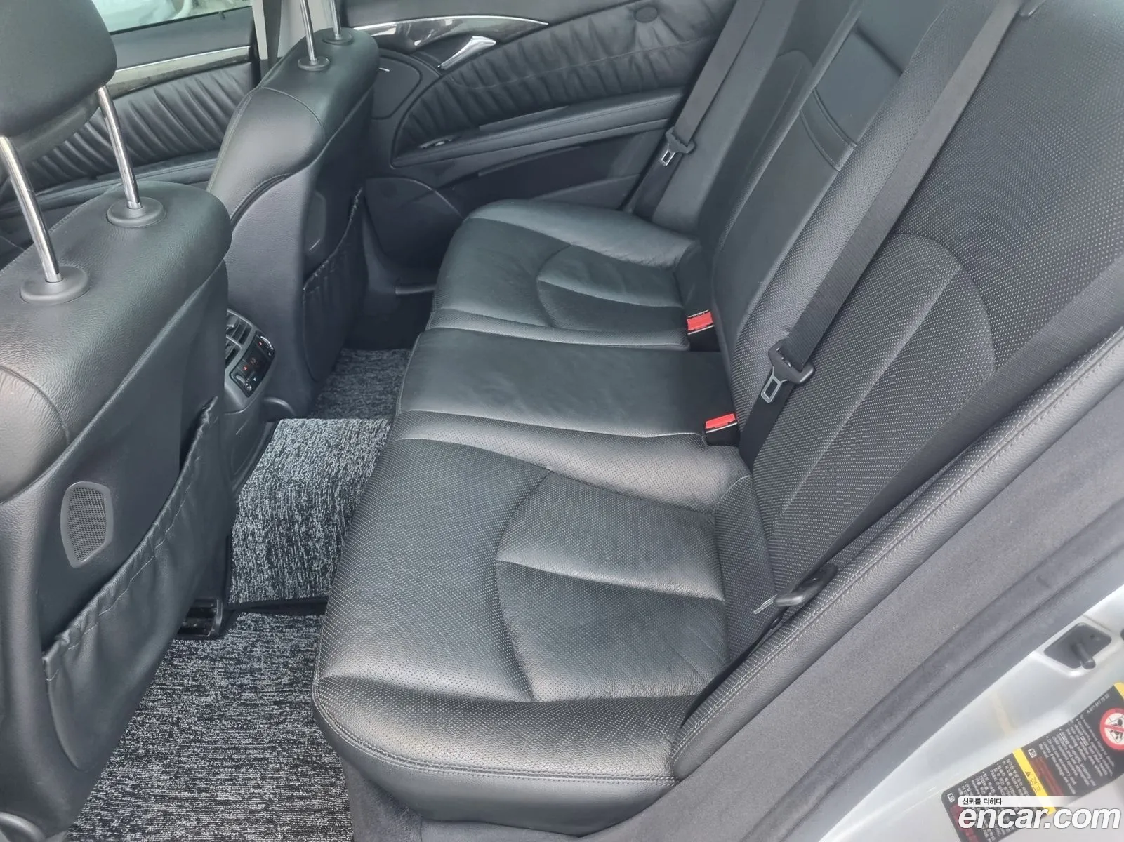 Mercedes-Benz E-Class W211 2005 — 4