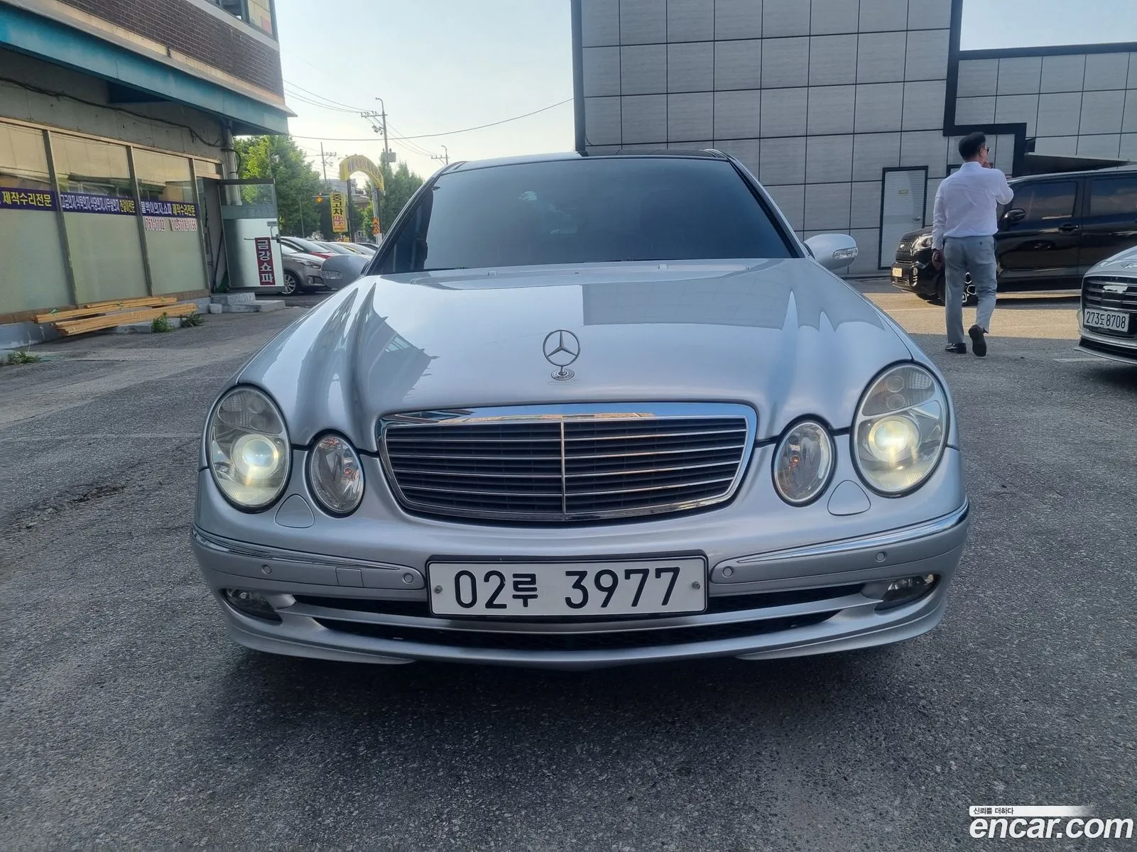 Mercedes-Benz E-Class W211 2005 — 17