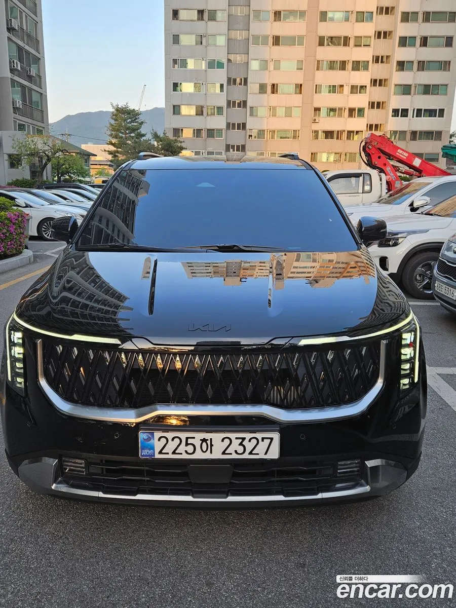 Kia Carnival 2025 — 3