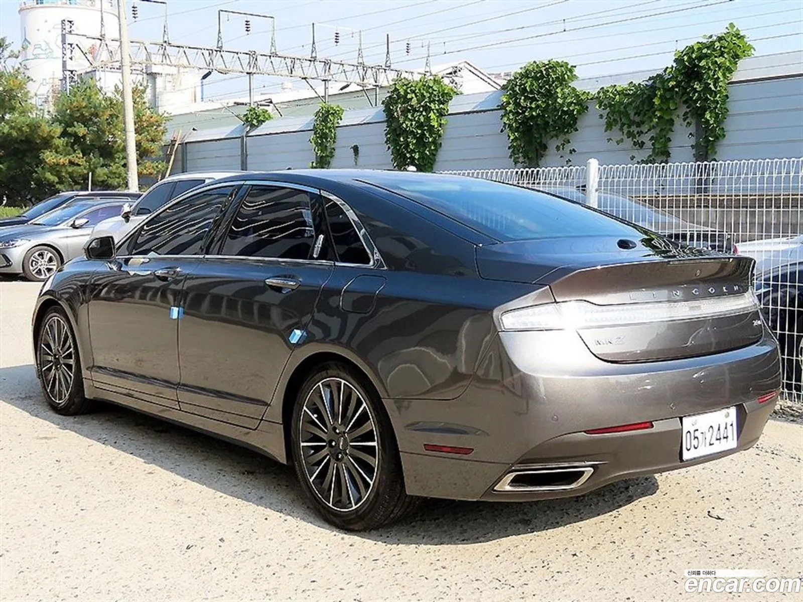 Lincoln MKZ 2015 — 18