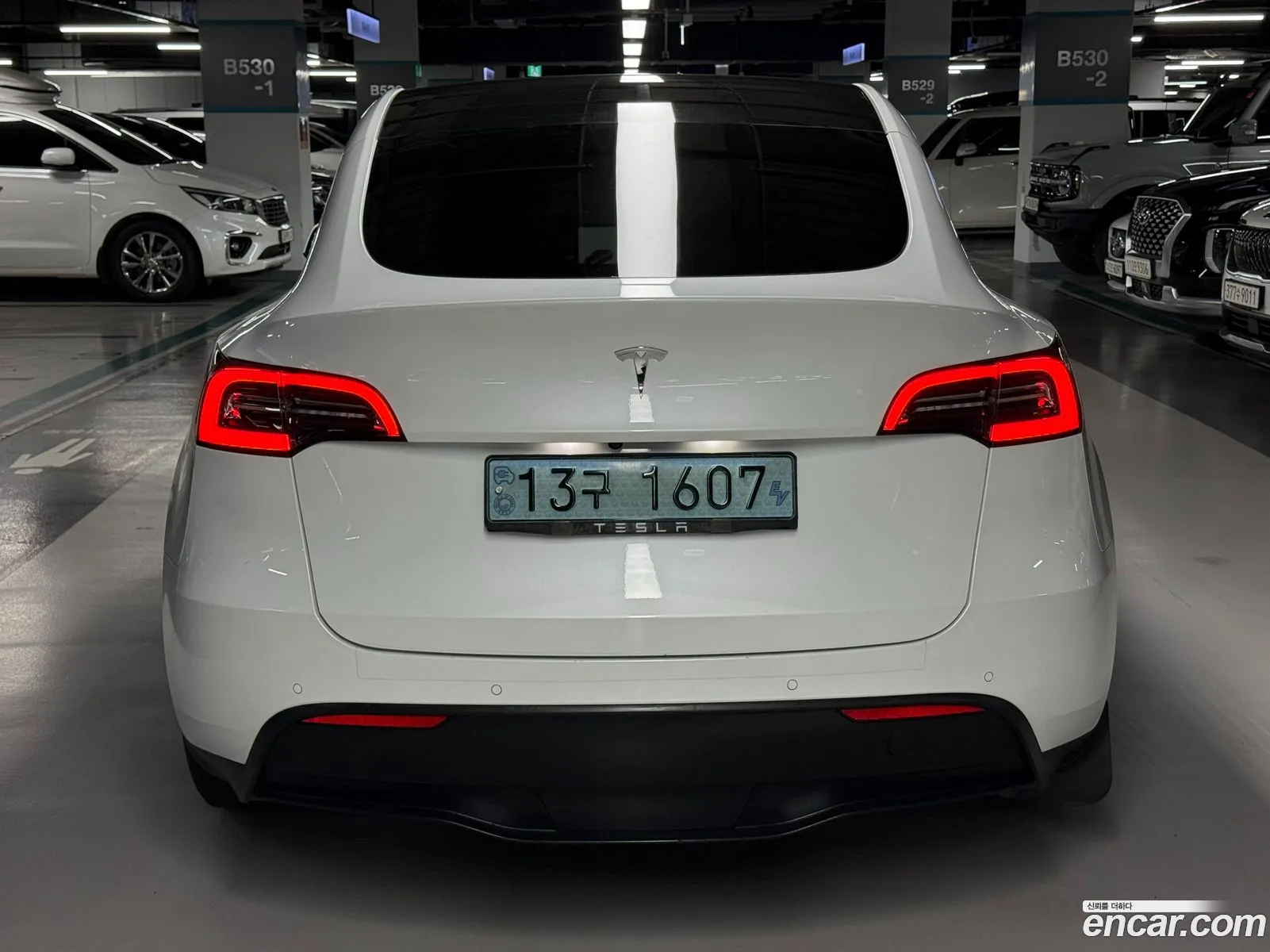 Tesla Model Y 2021 — 11