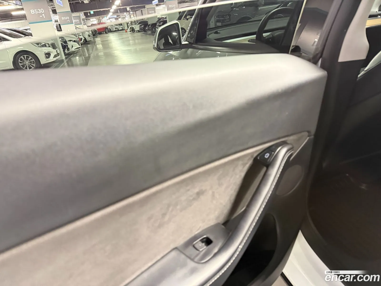 Tesla Model Y 2021 — 12