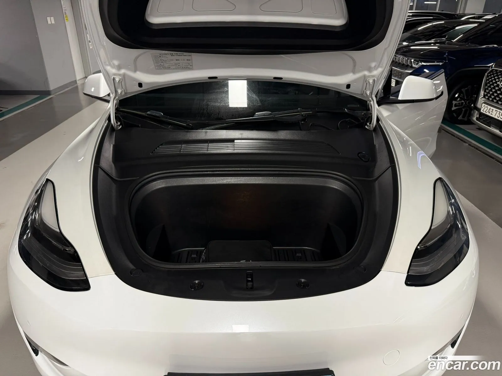 Tesla Model Y 2021 — 10