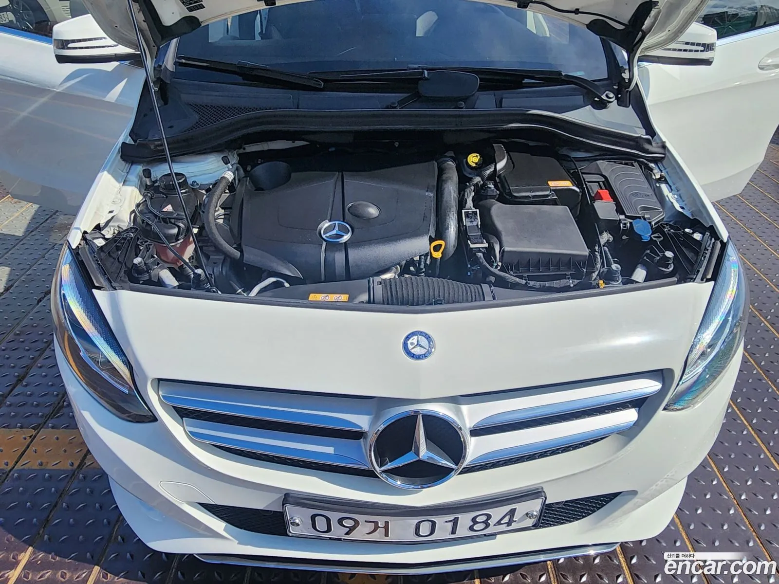 Mercedes-Benz B-Class W246 2016 — 16