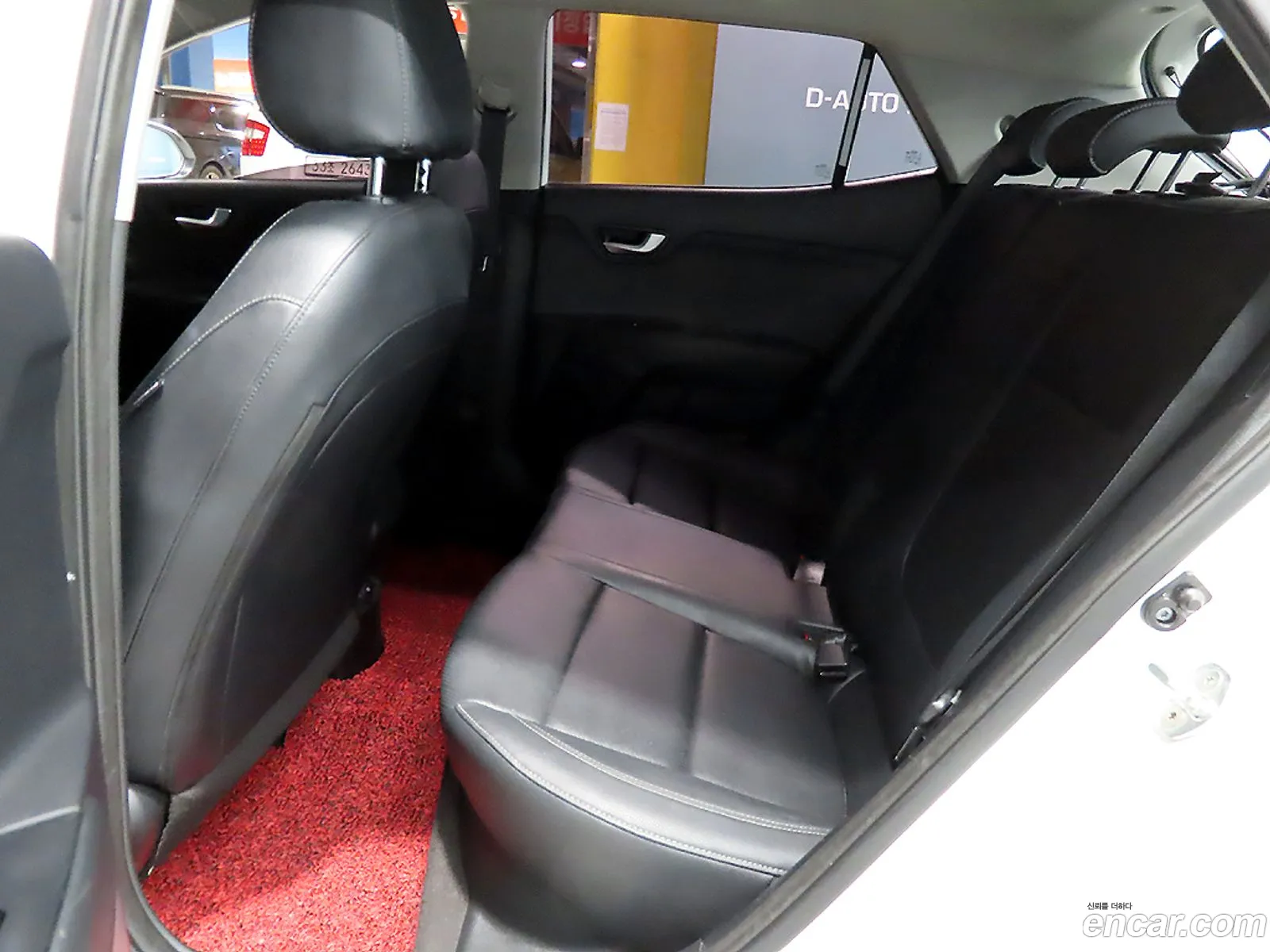 Kia Stonic 2017 — 2