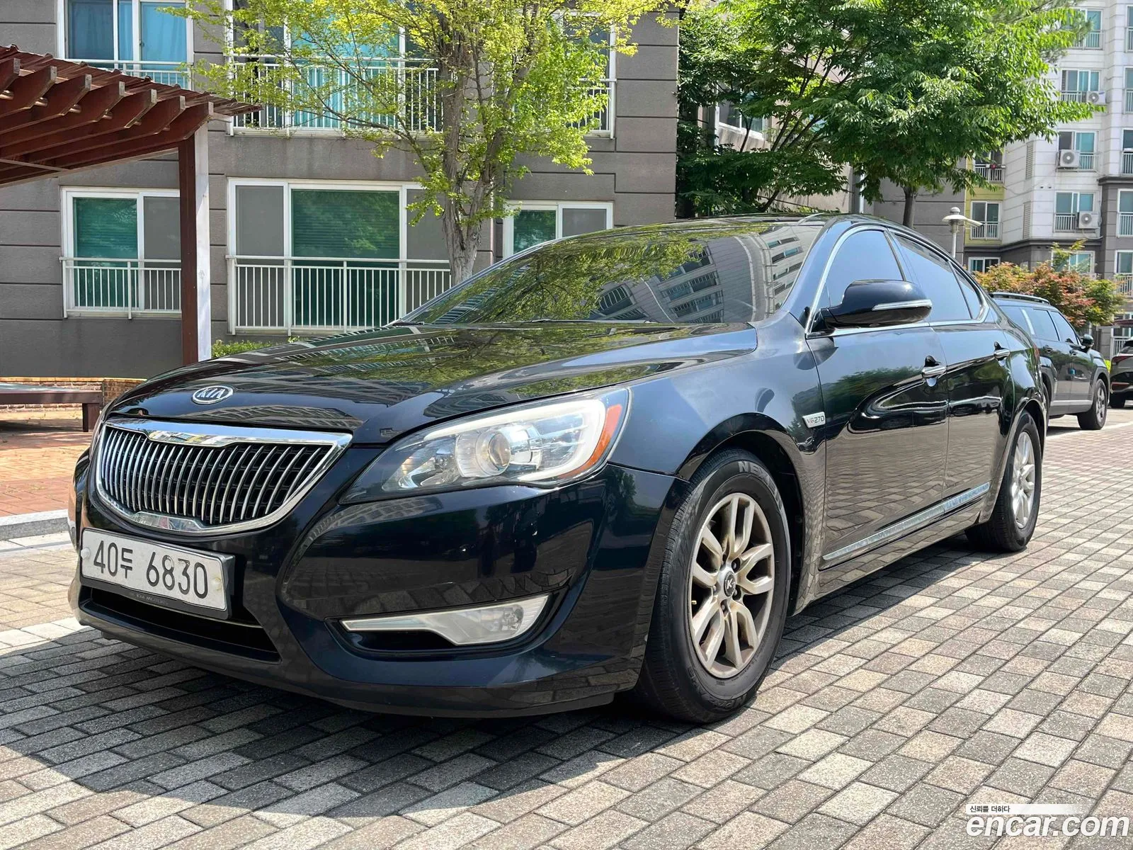 Kia K7 2010 — 2