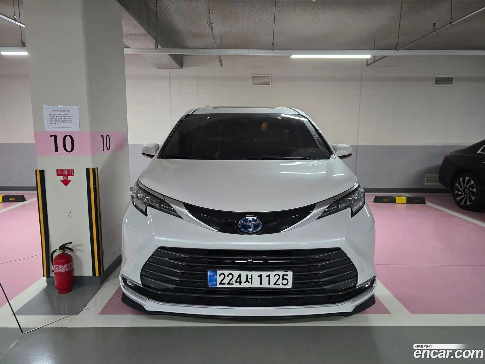 Toyota Sienna 2024 — 2